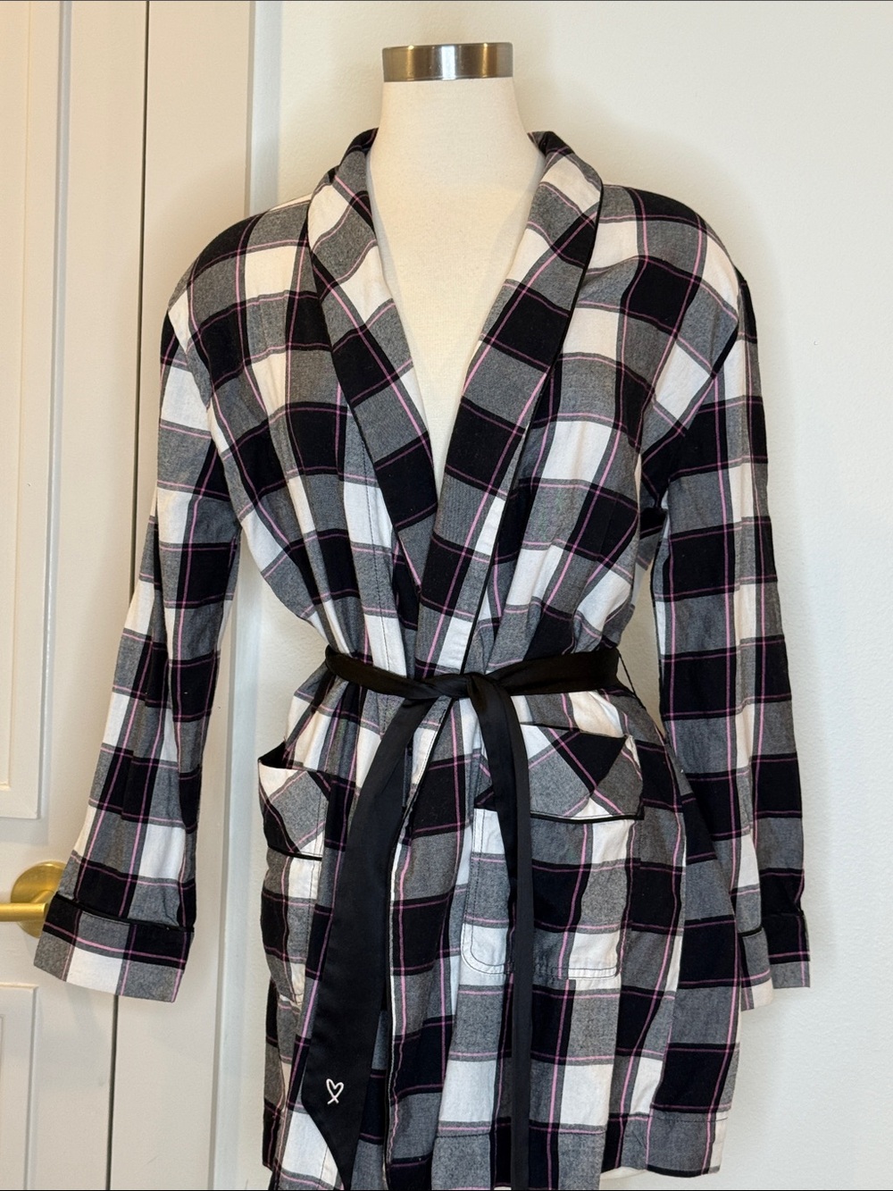 Victoria's Secret Black White Gray Plaid Robe with Pink Accents